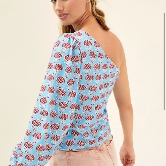 Puff-Sleeved One-Shoulder Blouse‎ Forever That Girl Anthropologie - Picture 2 of 10